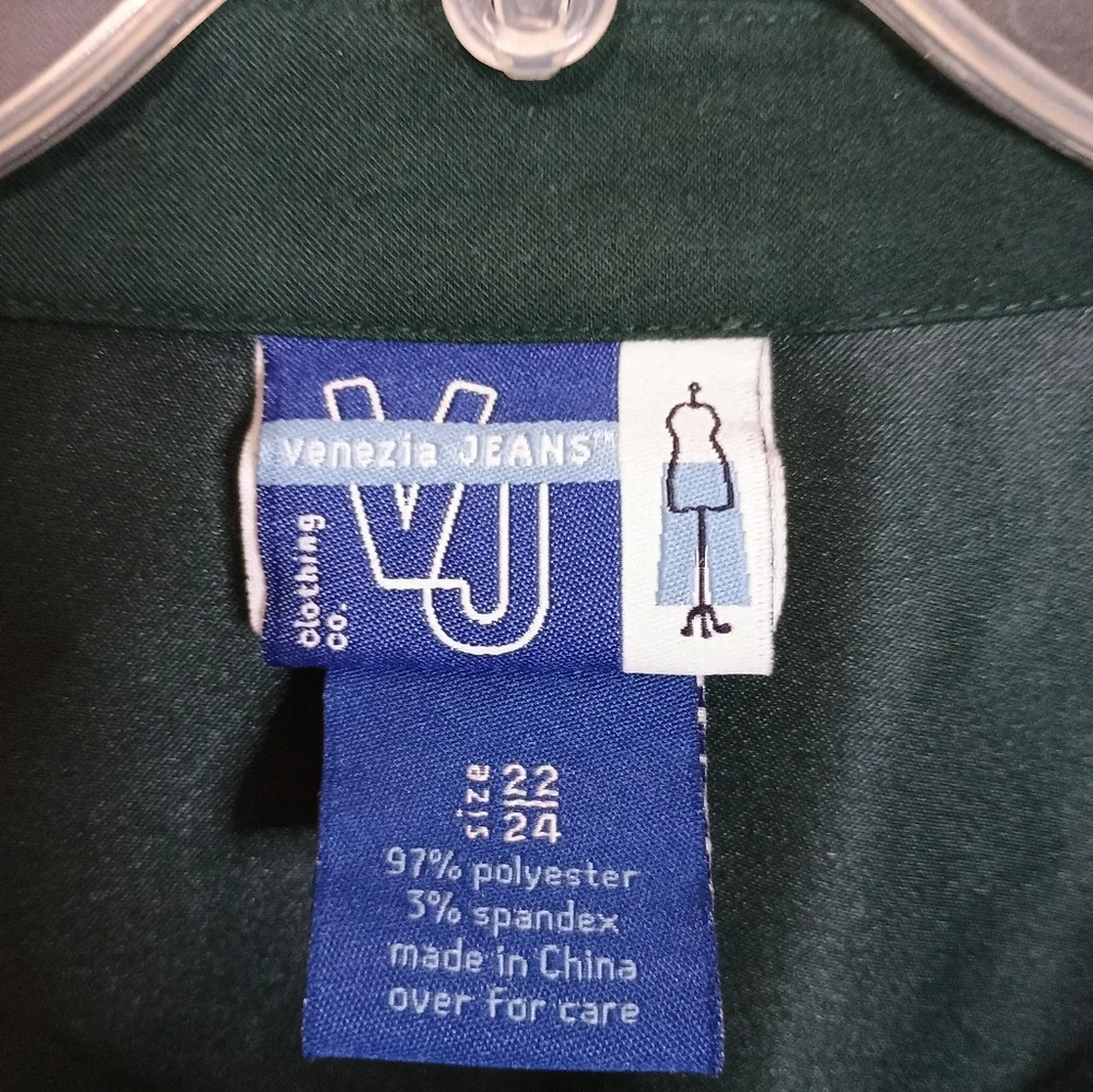 Venezia Green Button-Up Shirt Women's Size 22/24 - Picture 3 of 3